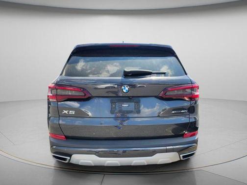 Dark Graphite Metallic 2022 BMW X5 xDrive40i