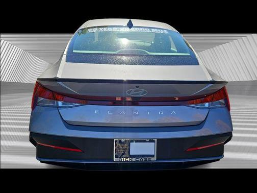 2025 Hyundai ELANTRA Sport