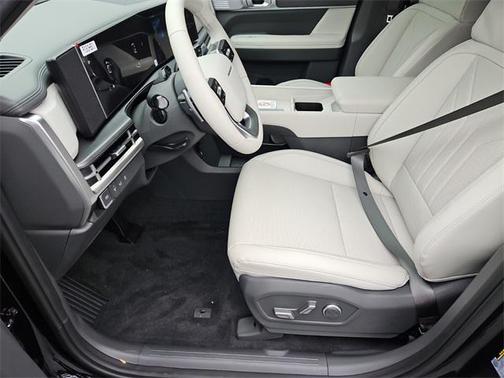 2025 Hyundai SANTA FE HEV SEL 2.4