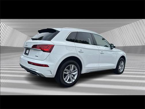 2023 Audi Q5 45 S line Premium