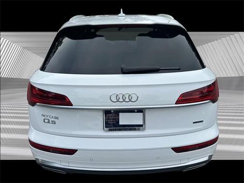 2023 Audi Q5 45 S line Premium