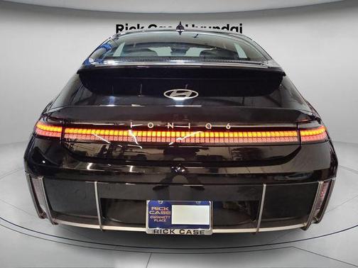 2024 Hyundai IONIQ 6 SE