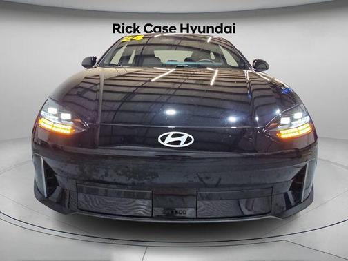 2024 Hyundai IONIQ 6 SE