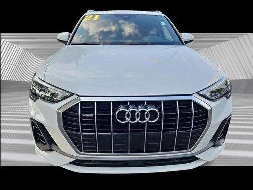 2021 Audi Q3 45 S line Premium