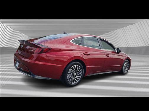 2023 Hyundai SONATA Hybrid Limited