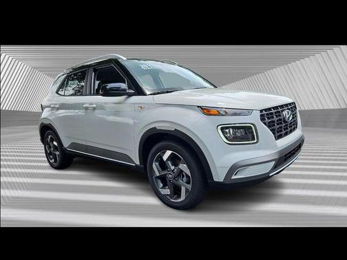 2025 Hyundai VENUE Limited