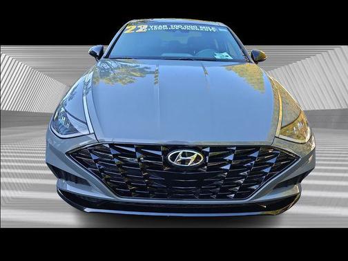 2022 Hyundai SONATA SEL Plus