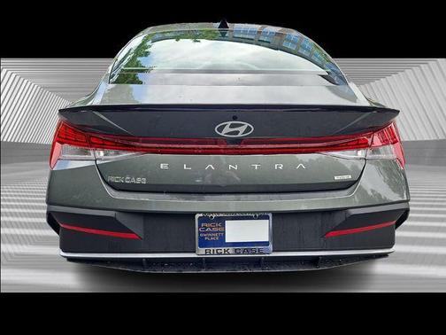 2025 Hyundai ELANTRA Sport