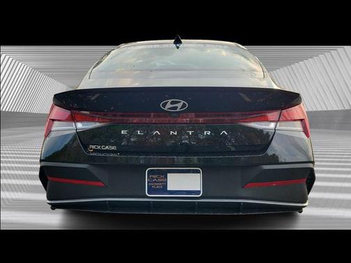 2026 Hyundai ELANTRA Sport