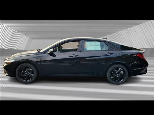 2026 Hyundai ELANTRA Sport