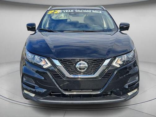 2022 Nissan Rogue Sport SV