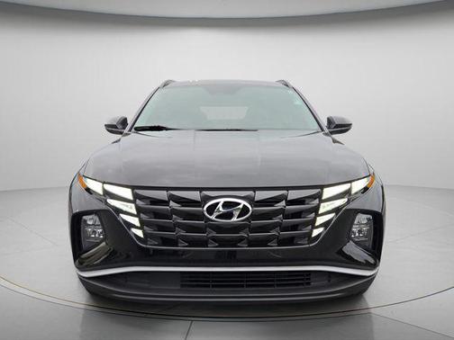 Black Pearl 2024 Hyundai TUCSON SEL