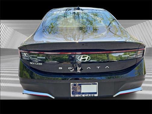 2025 Hyundai SONATA SE