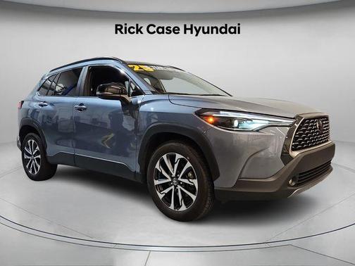 2025 Toyota Corolla Cross XLE