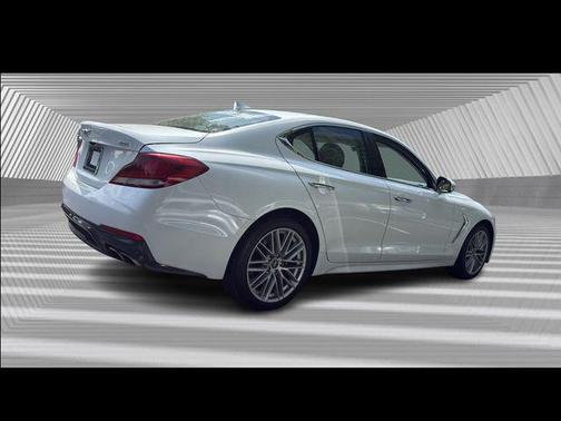 2021 Genesis G70 2.0T RWD