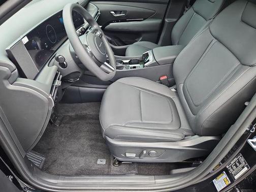 2025 Hyundai SANTA CRUZ SEL Activity