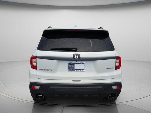 Platinum White Pearl 2021 Honda Passport 2WD Touring