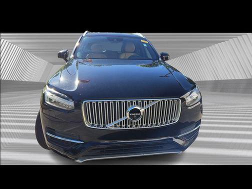2017 Volvo XC90 T6 Inscription