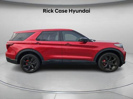2022 Ford Explorer ST