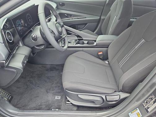 2025 Hyundai ELANTRA Sport
