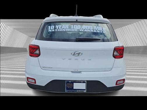 2024 Hyundai VENUE SEL