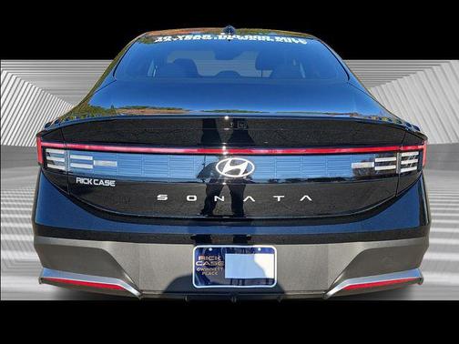 2026 Hyundai SONATA SE