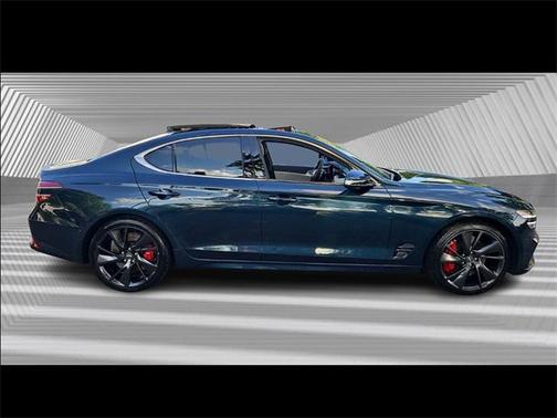 2022 Genesis G70 3.3T RWD