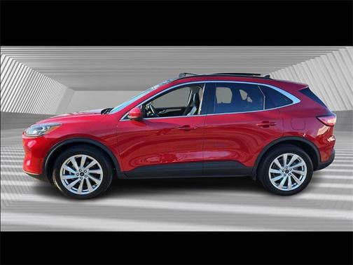 2022 Ford Escape Titanium