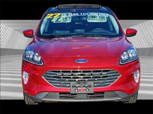 2022 Ford Escape Titanium