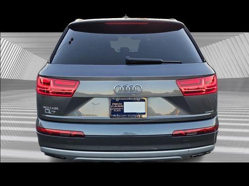 2019 Audi Q7 45 Premium Plus