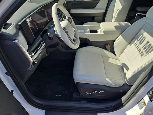 2025 Hyundai SANTA FE SEL 2.4