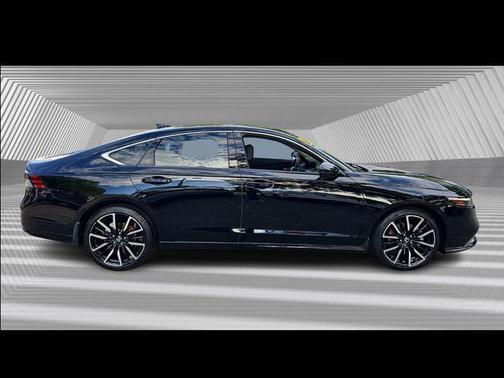 2023 Honda Accord Hybrid Touring