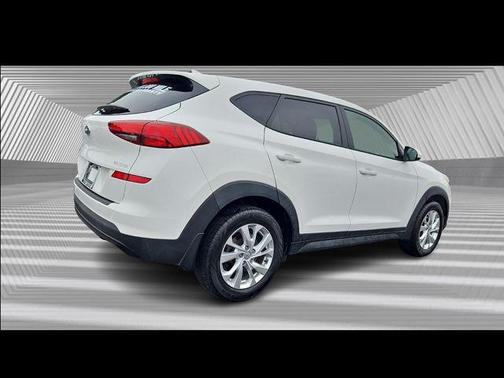 2020 Hyundai TUCSON SE