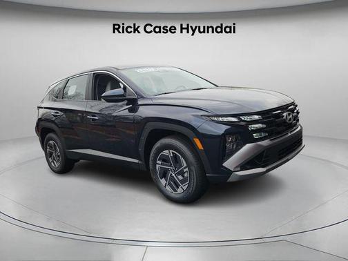 2026 Hyundai TUCSON Hybrid Blue SE