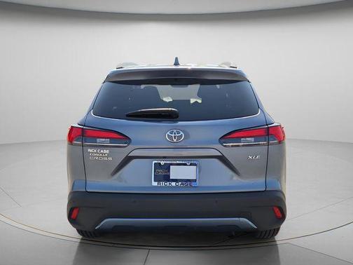 2022 Toyota Corolla Cross XLE