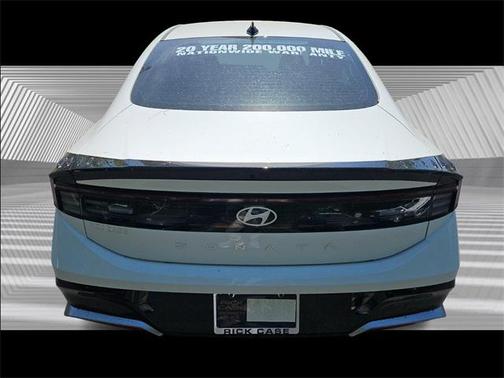 2025 Hyundai SONATA SEL