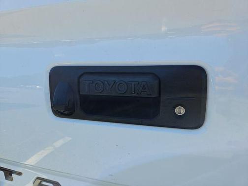 2020 Toyota Tacoma SR5