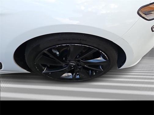 2023 Genesis G70 2.0T RWD