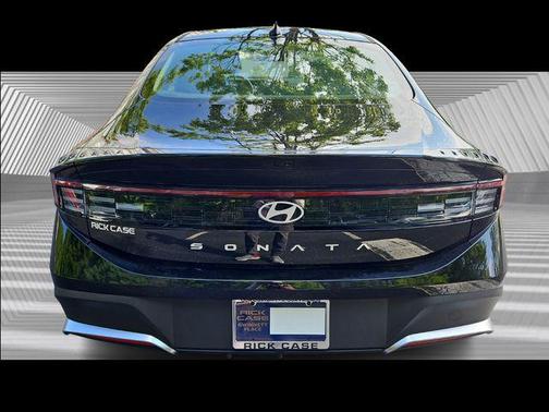 2025 Hyundai SONATA SE