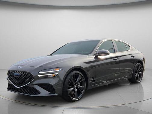 Makalu Gray 2023 Genesis G70 3.3T RWD