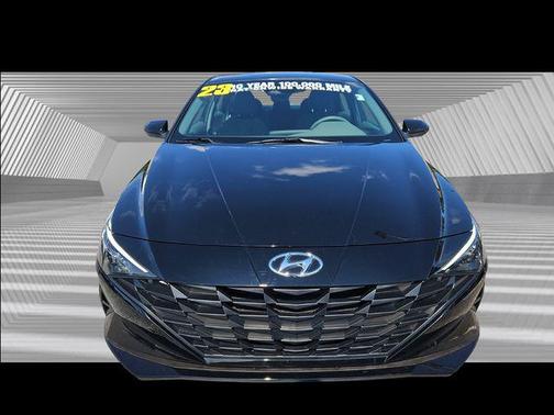 2023 Hyundai ELANTRA SE