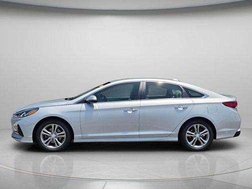 Symphony Silver 2018 Hyundai SONATA SEL