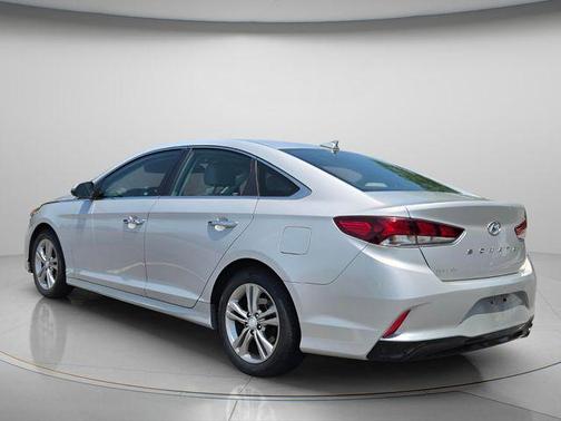 Symphony Silver 2018 Hyundai SONATA SEL