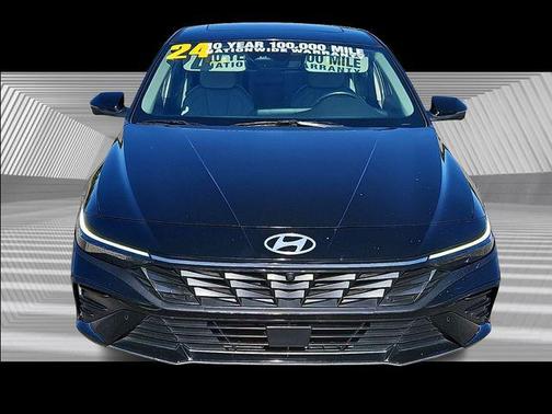 2024 Hyundai ELANTRA Limited