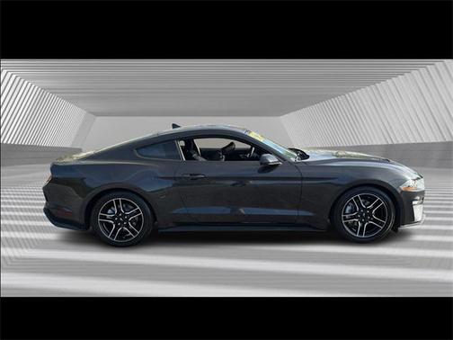 2023 Ford Mustang EcoBoost