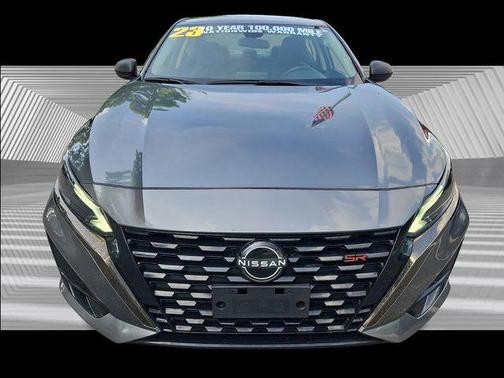 2023 Nissan Altima SR FWD