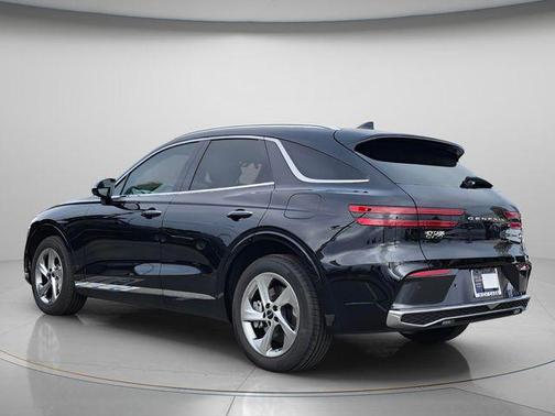 Vik Black 2026 Genesis GV70 2.5T