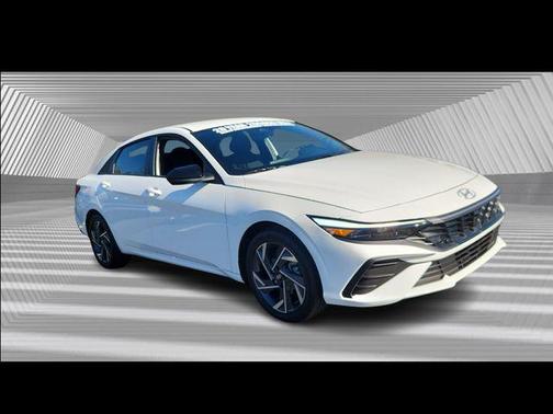 2025 Hyundai ELANTRA HEV SEL Sport