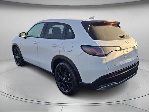 2025 Honda HR-V 2WD Sport