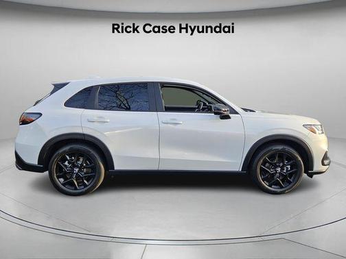 2025 Honda HR-V 2WD Sport